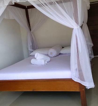 Warung Jemeluk & Home Stay آميدْ المظهر الخارجي الصورة