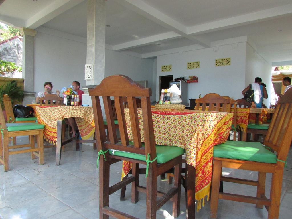 Warung Jemeluk & Home Stay آميدْ المظهر الخارجي الصورة