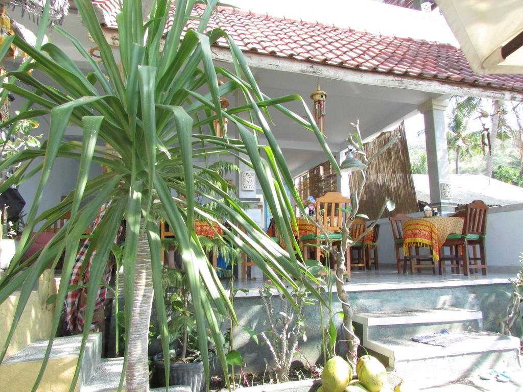 Warung Jemeluk & Home Stay آميدْ المظهر الخارجي الصورة