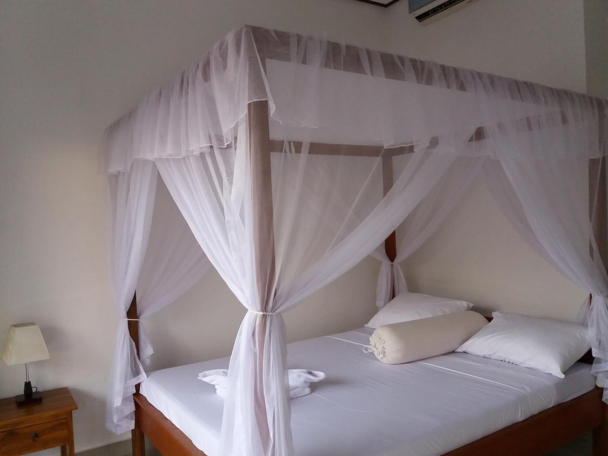 Warung Jemeluk & Home Stay آميدْ المظهر الخارجي الصورة