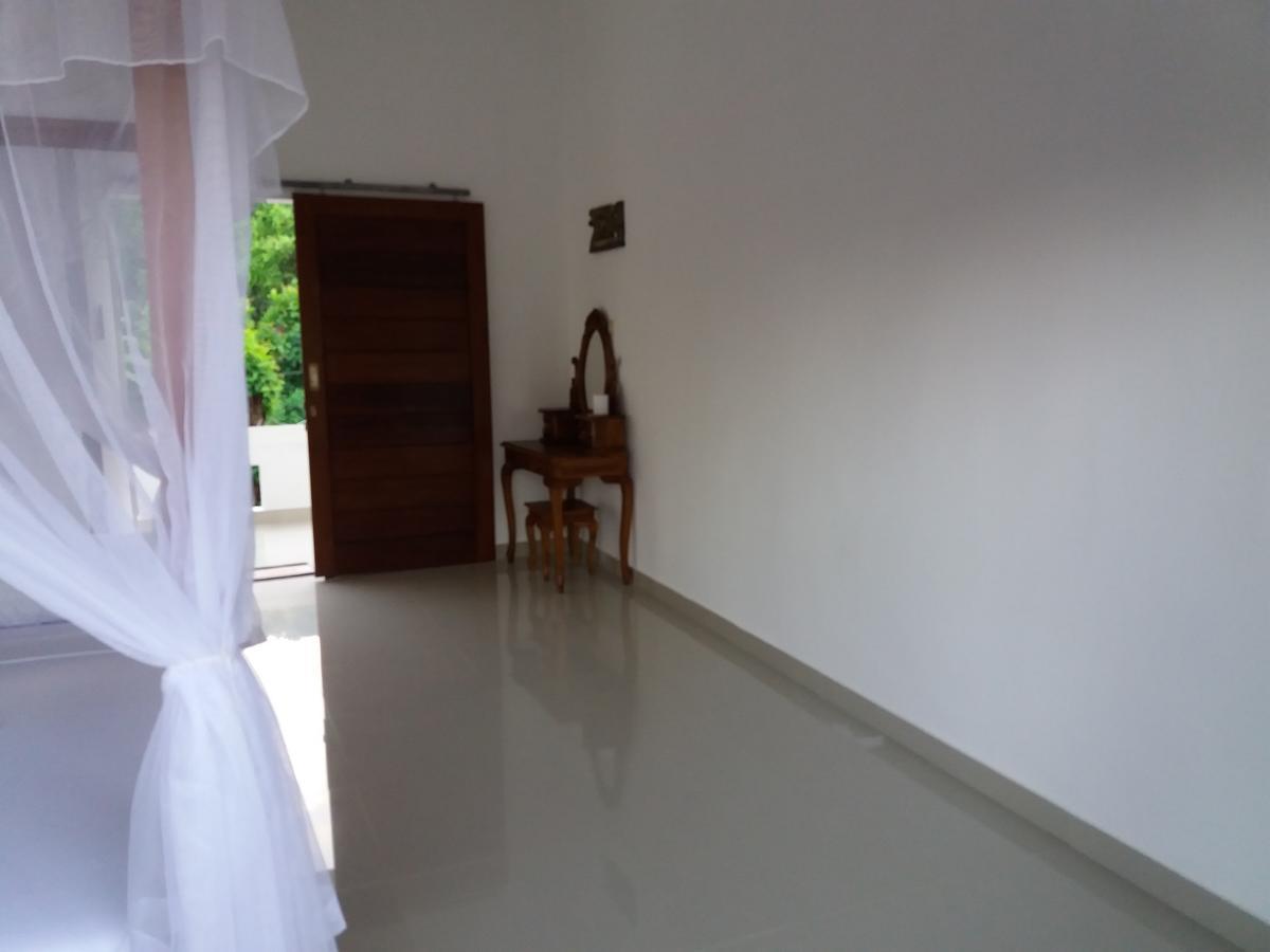 Warung Jemeluk & Home Stay آميدْ المظهر الخارجي الصورة