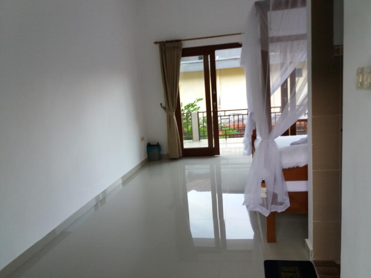 Warung Jemeluk & Home Stay آميدْ المظهر الخارجي الصورة