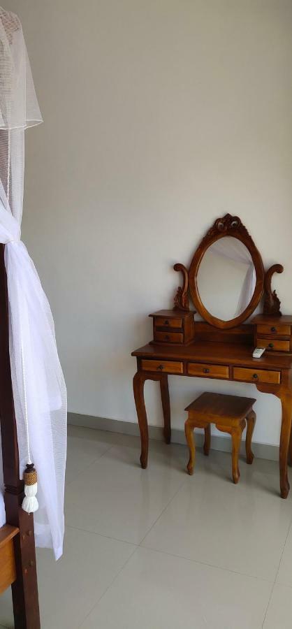 Warung Jemeluk & Home Stay آميدْ المظهر الخارجي الصورة