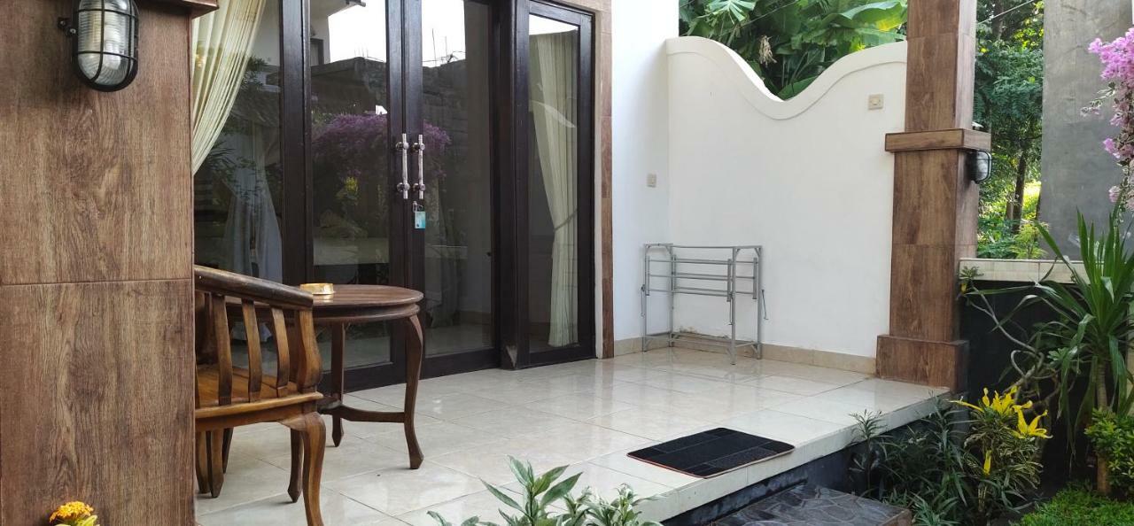Warung Jemeluk & Home Stay آميدْ المظهر الخارجي الصورة